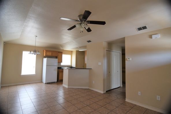 Los Balcones : 3001 Corpus Christi St, Laredo, TX 78043